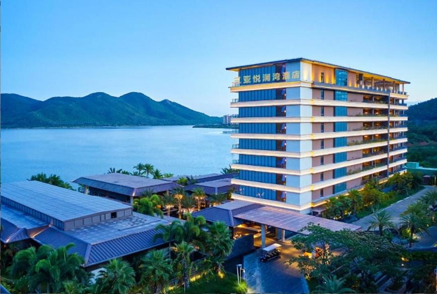 Narada Resort Hotel Sanya Pleasant Bay Exteriör bild