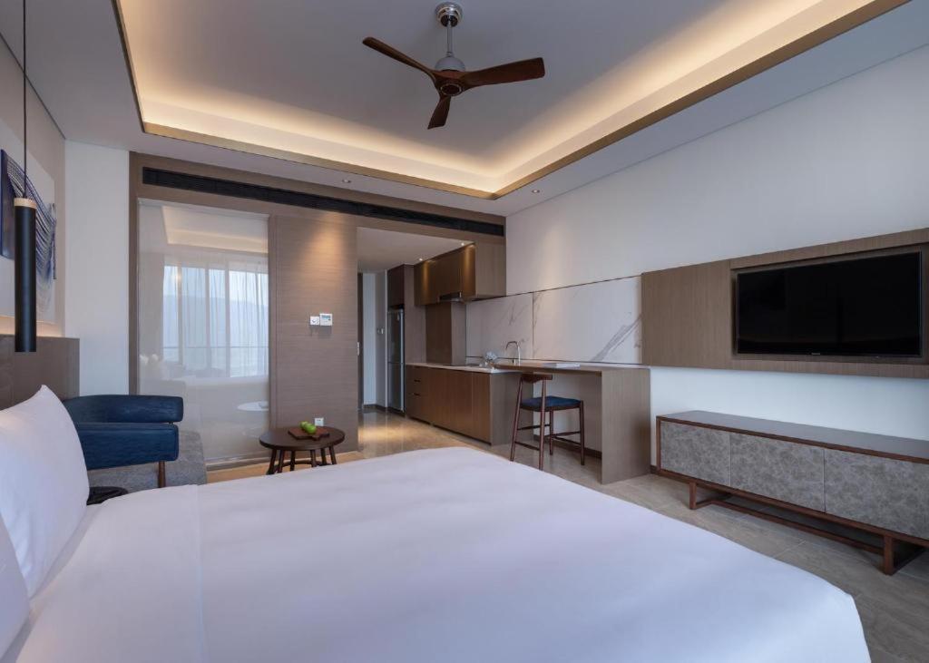 Narada Resort Hotel Sanya Pleasant Bay Exteriör bild