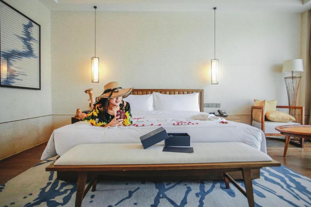 Narada Resort Hotel Sanya Pleasant Bay Exteriör bild