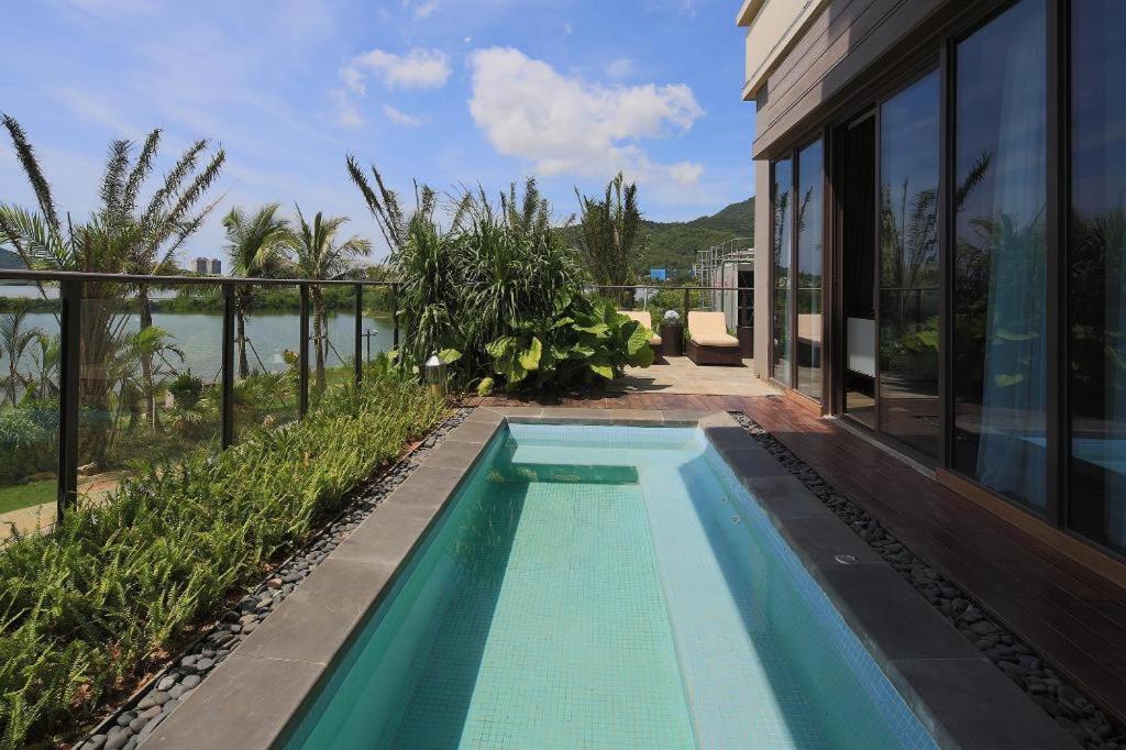 Narada Resort Hotel Sanya Pleasant Bay Exteriör bild