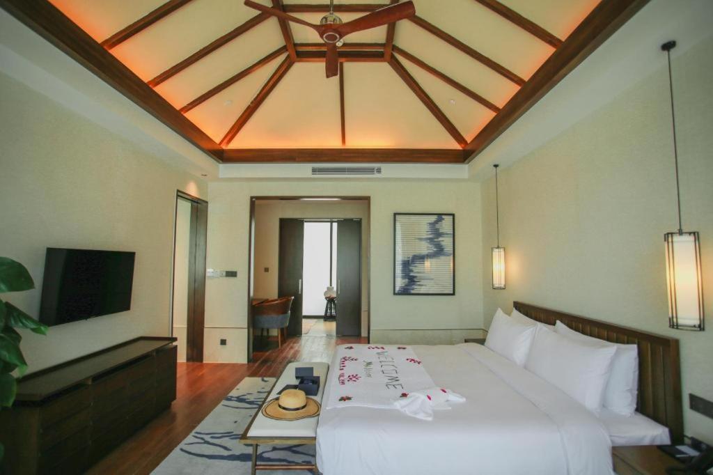 Narada Resort Hotel Sanya Pleasant Bay Exteriör bild