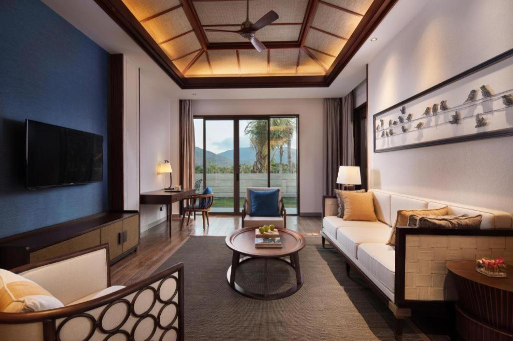 Narada Resort Hotel Sanya Pleasant Bay Exteriör bild