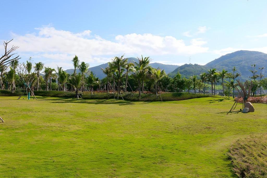 Narada Resort Hotel Sanya Pleasant Bay Exteriör bild