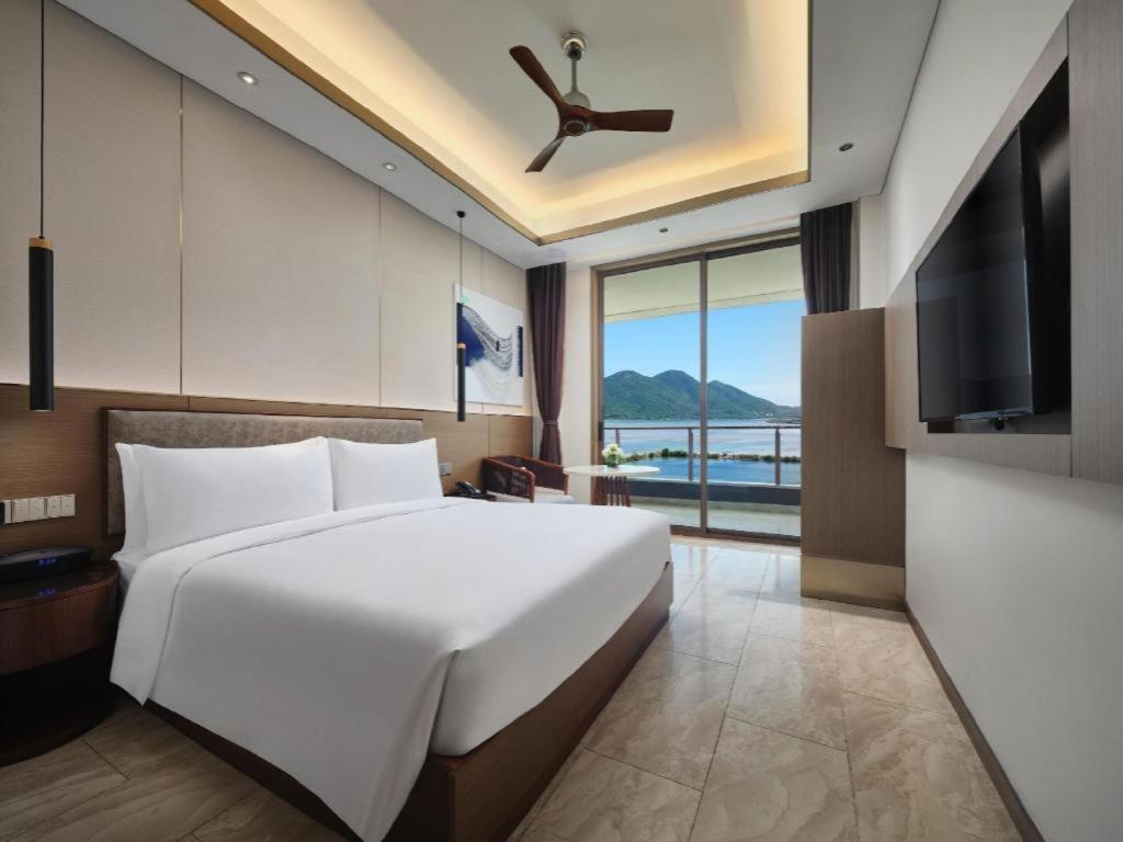 Narada Resort Hotel Sanya Pleasant Bay Exteriör bild